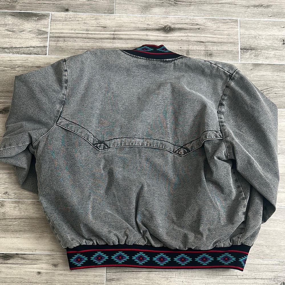 Gray Bomber Jacket With Patterned Trim - image 7